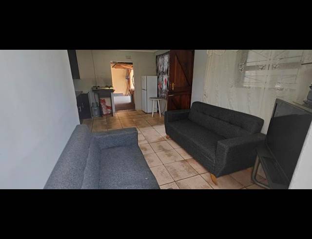 4 BEDROOM HOUSE FOR SALE IN SAREPTA
